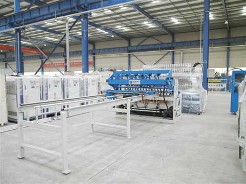 Fencing panel wire mesh welding production line